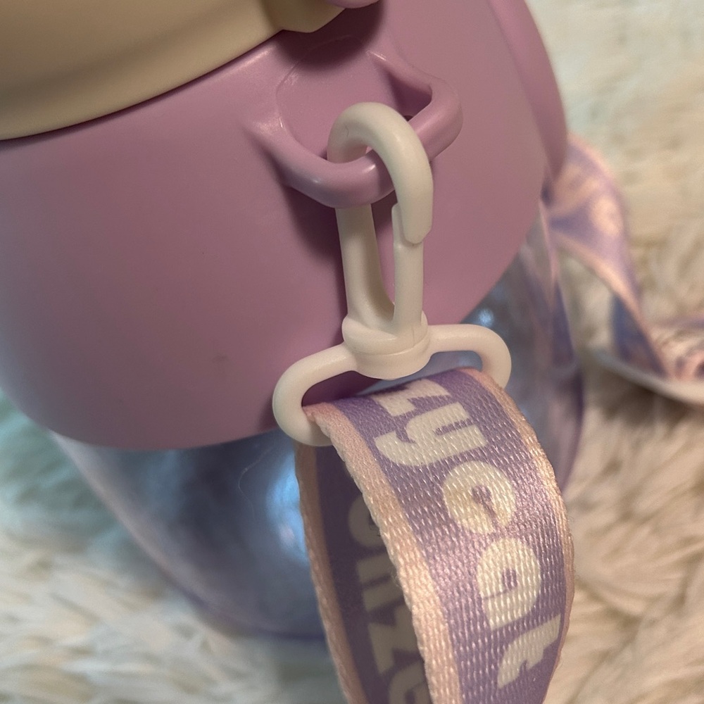 Cat Water Bottle 27oz. With handle and adjustable strap-Purple - White. Lazycat - Picture 10 of 12